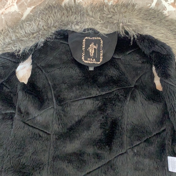 SOLD - Picture 4 of 5